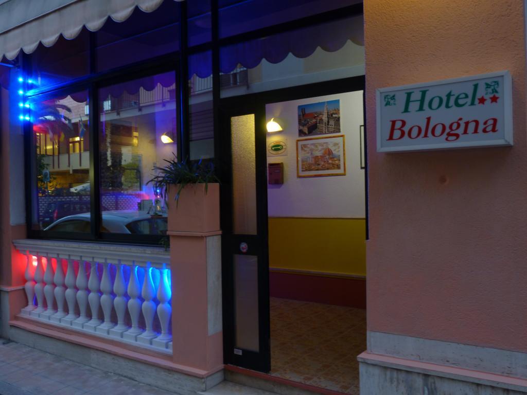 Hotel Bologna Сан-Бенедетто-дель-Тронто Экстерьер фото