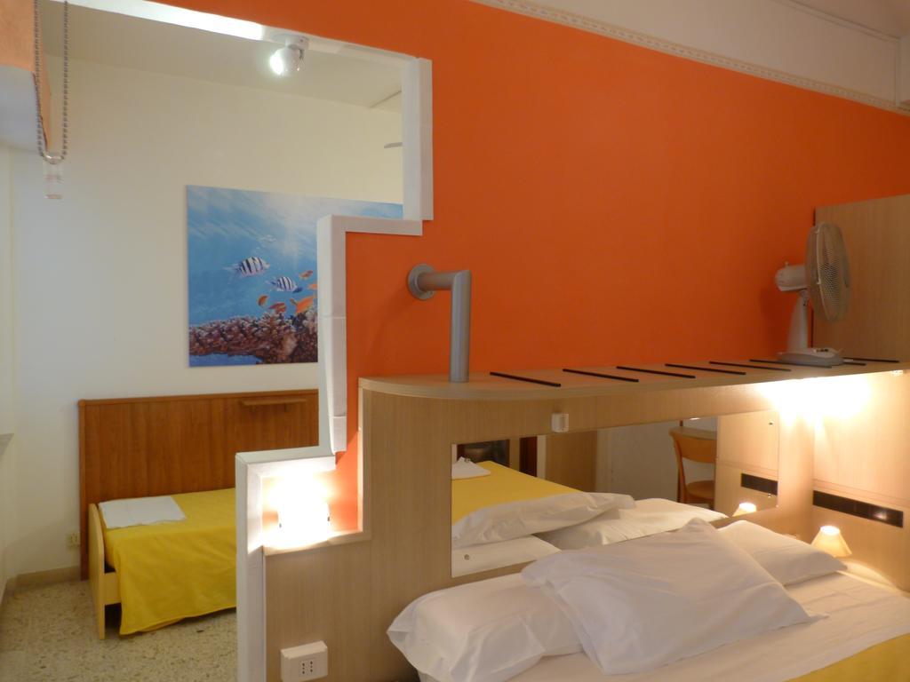 Hotel Bologna Сан-Бенедетто-дель-Тронто Экстерьер фото
